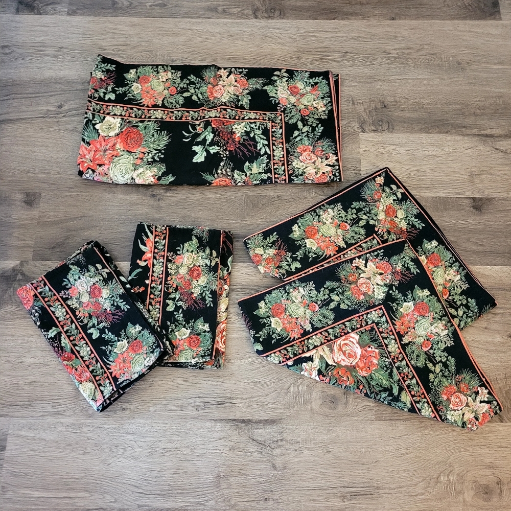 April Cornell Merry Black Set of 5